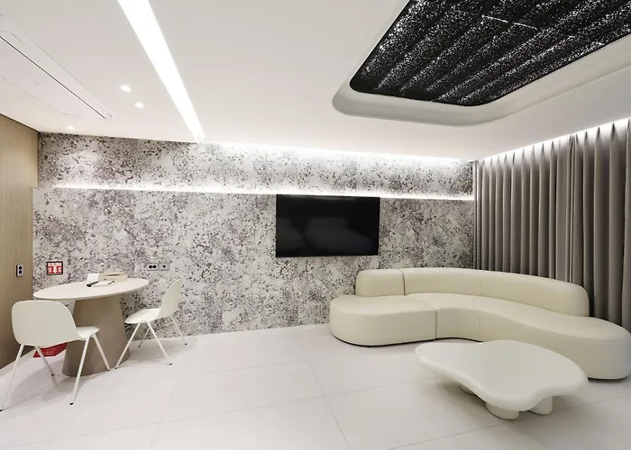 The Designers National Отель 3*